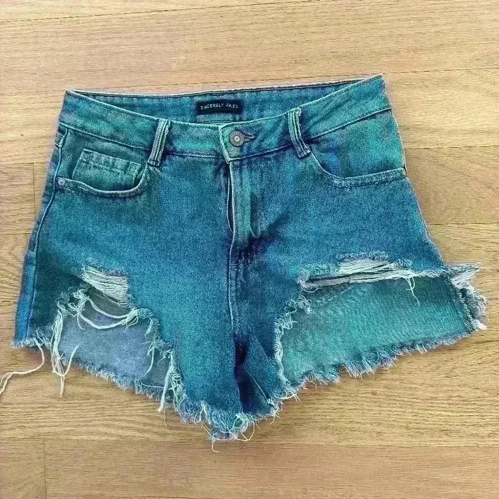 Sincerely Jules Distressed Denim Shorts Women Size 3/26
